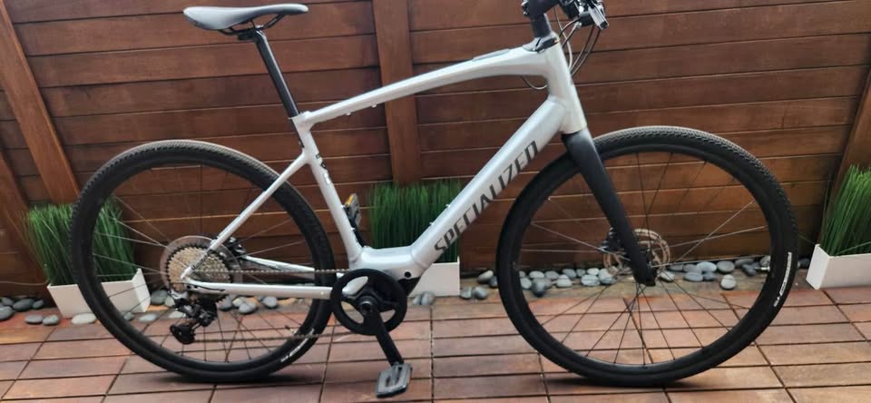 Specialized Turbo Vado SL 5.0 – Size Large 24”